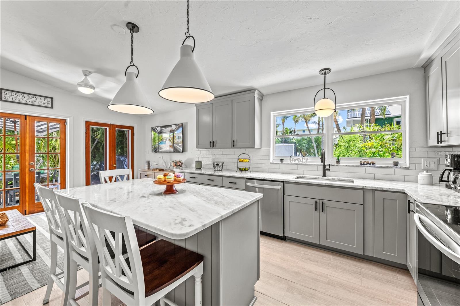 SIESTA REV OF - Residential