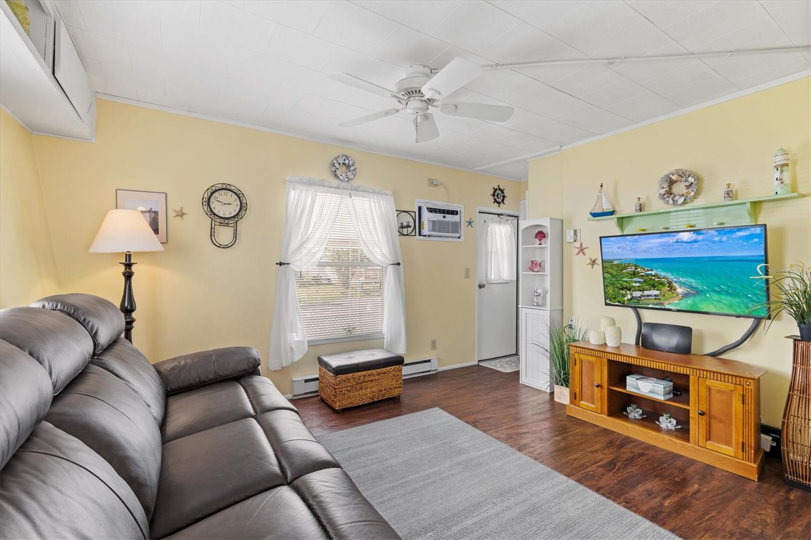 FAIR LANE ACRES SECOND ADD - Residential