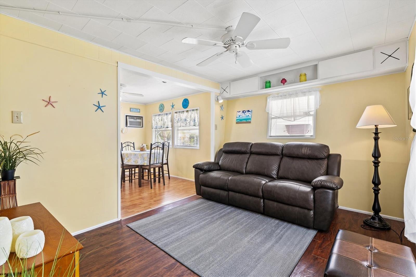 FAIR LANE ACRES SECOND ADD - Residential