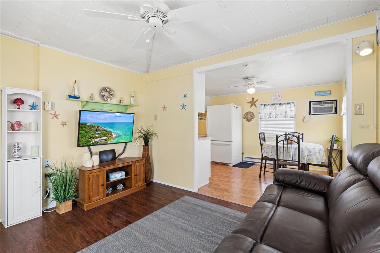 FAIR LANE ACRES SECOND ADD - Residential