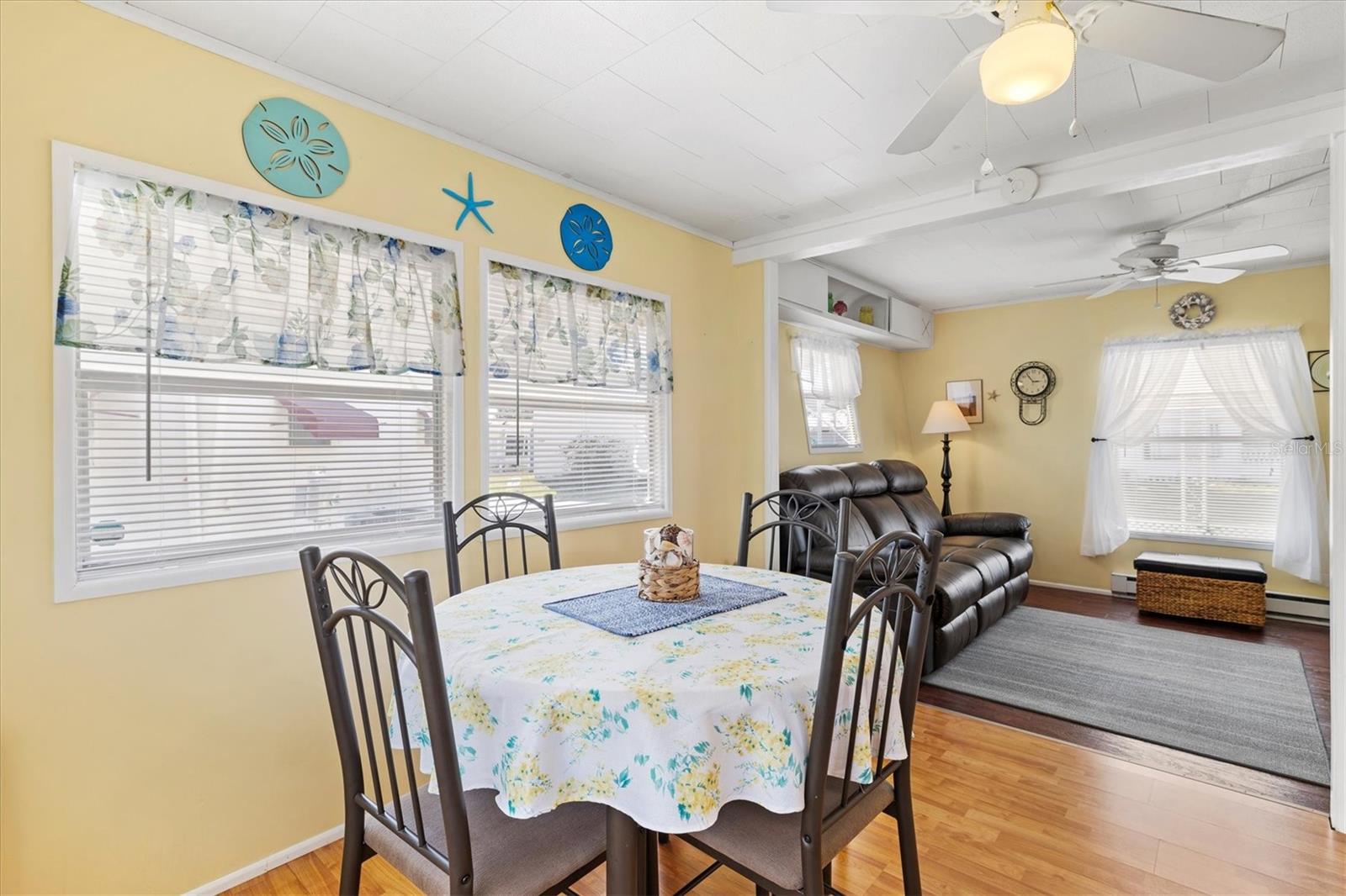 FAIR LANE ACRES SECOND ADD - Residential