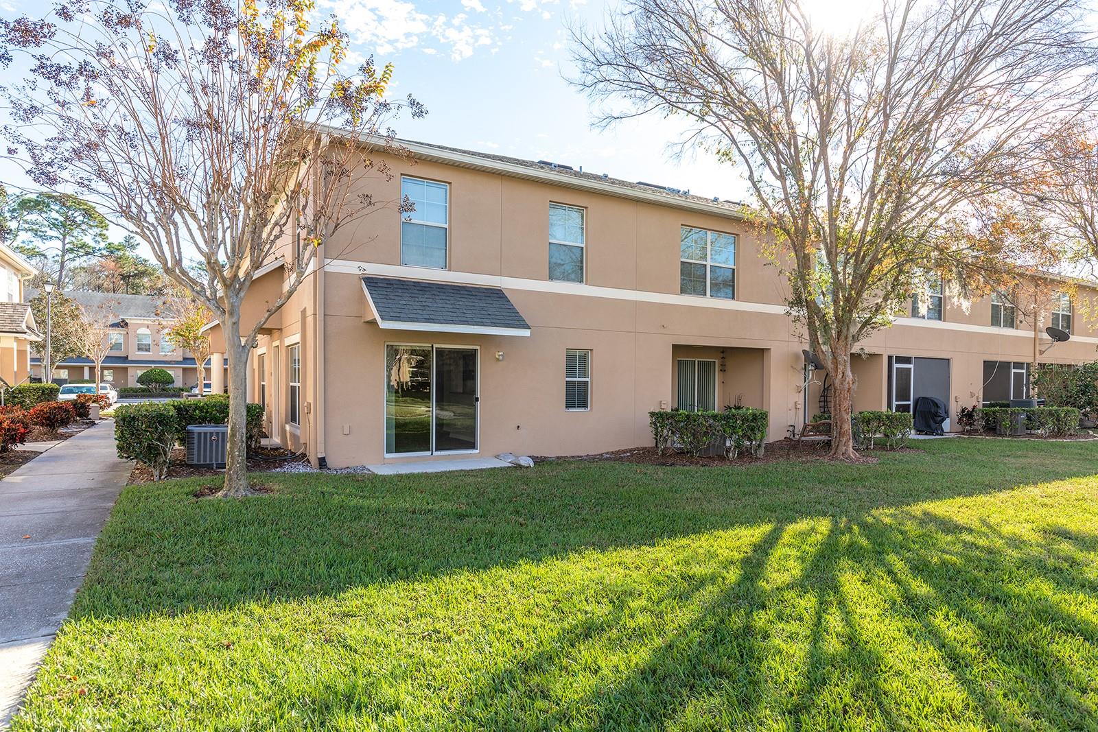 AMBERLEE TWNHMS - Residential Lease