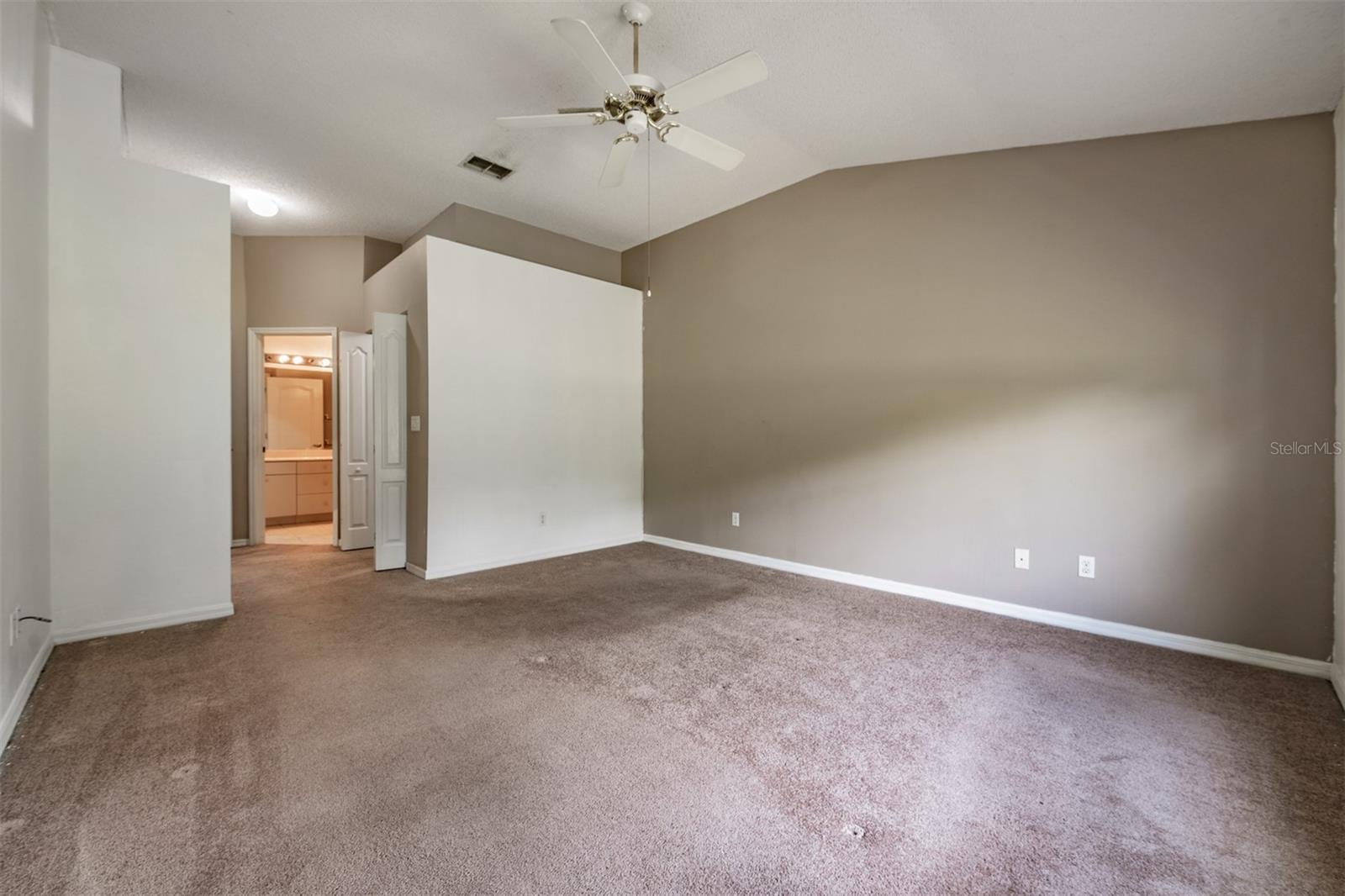 VILLEROY CONDO - Residential