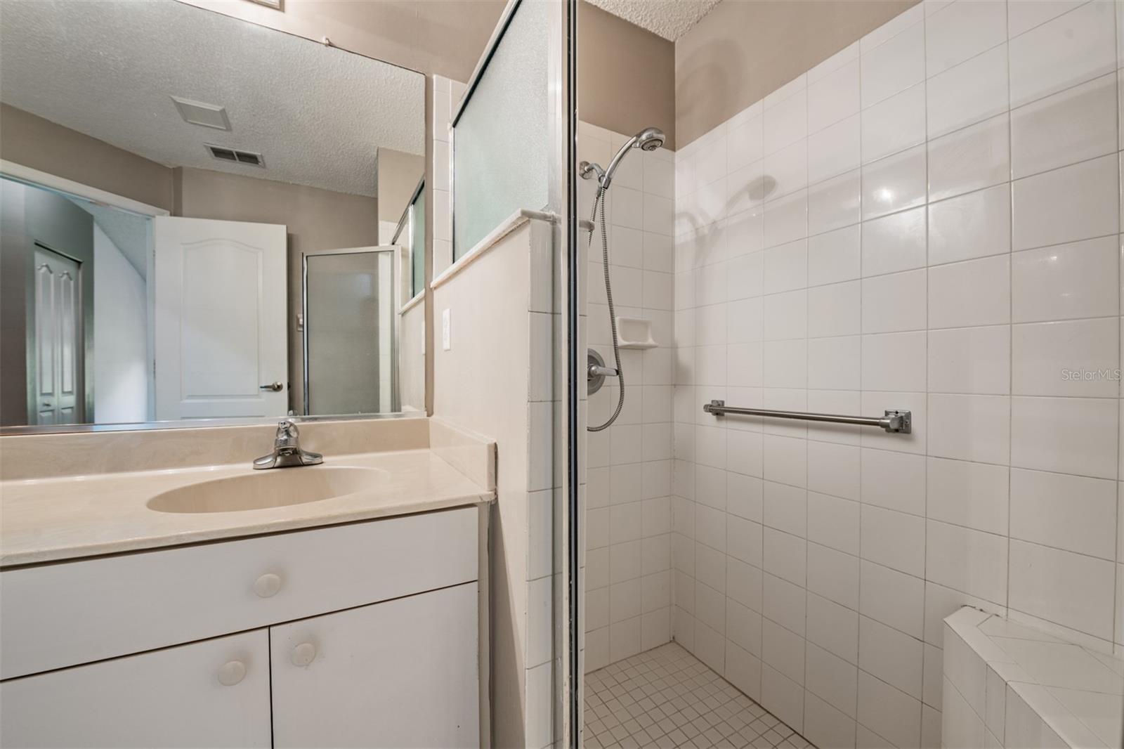 VILLEROY CONDO - Residential