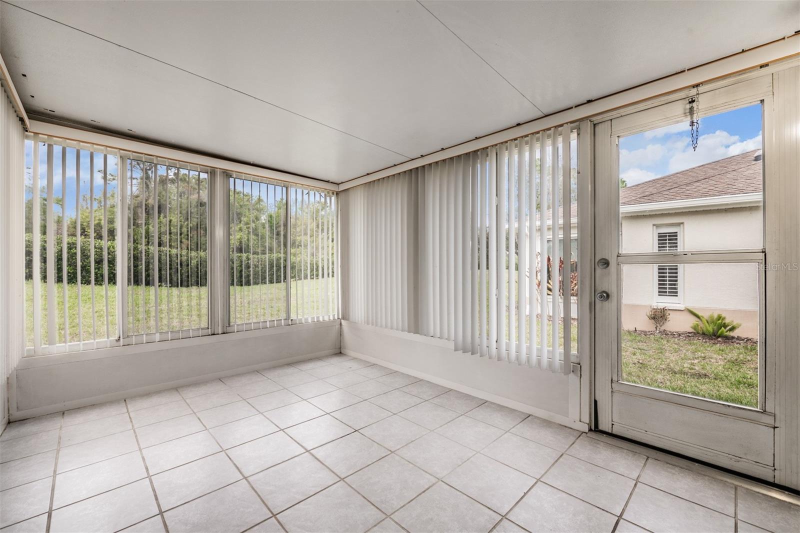 VILLEROY CONDO - Residential