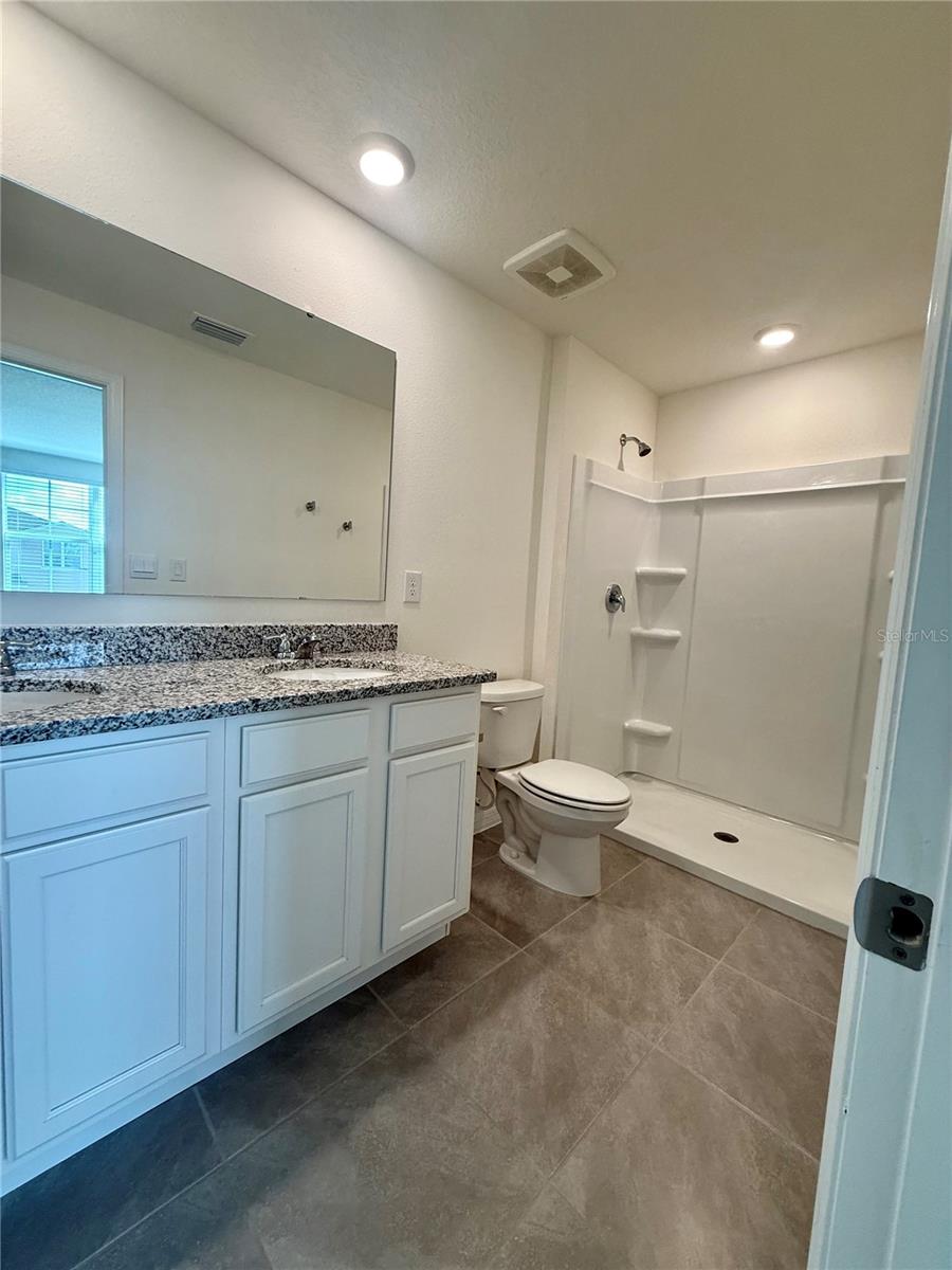 HARMONY WEST TWNHMS - Residential Lease