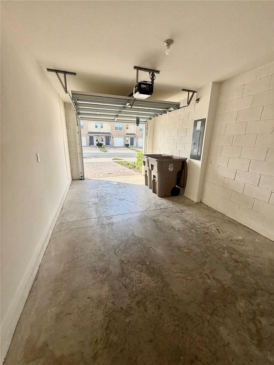 HARMONY WEST TWNHMS - Residential Lease