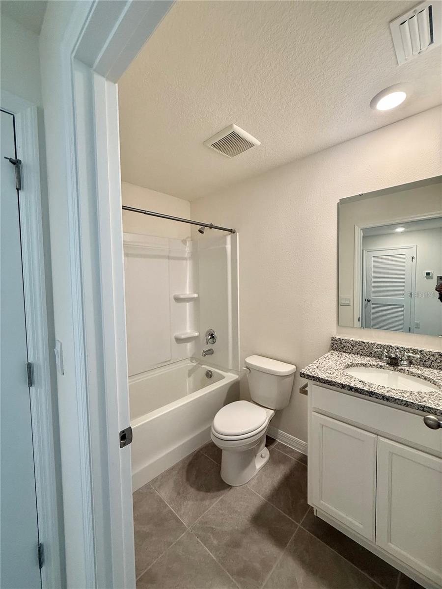 HARMONY WEST TWNHMS - Residential Lease