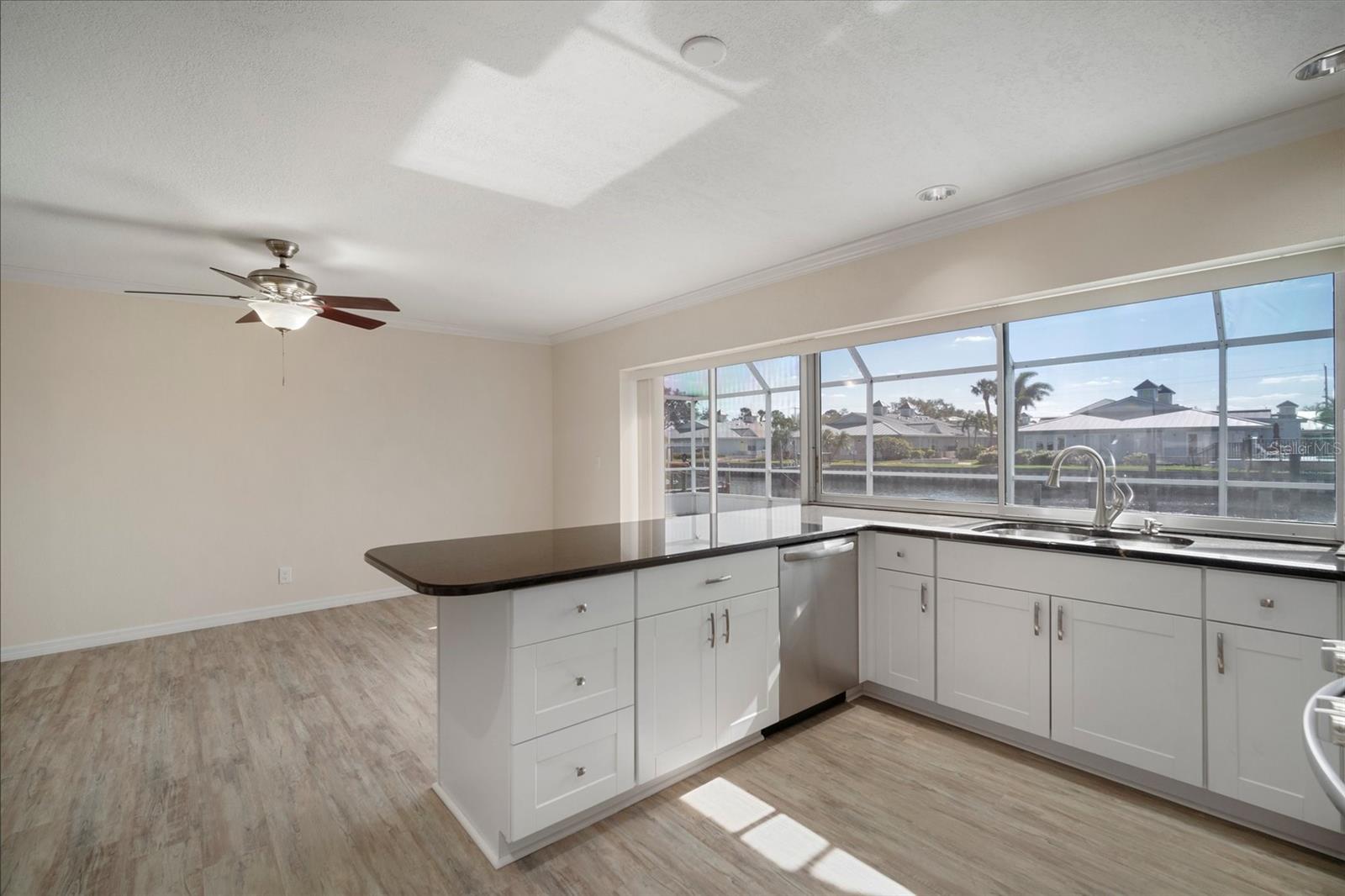 910 SPINDLE PALM WAY