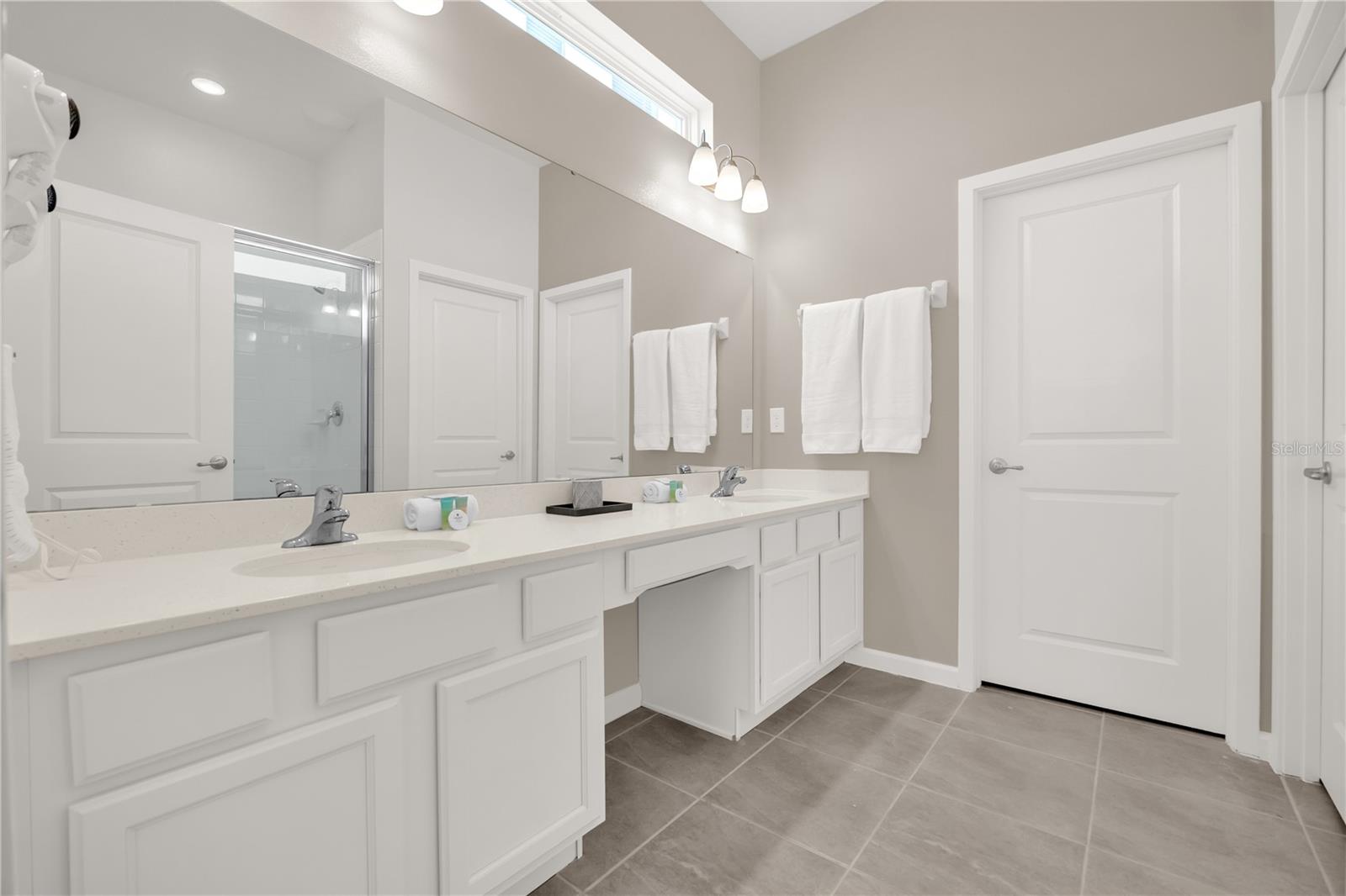 VERANDA PALMS PH 2B2-2C - Residential