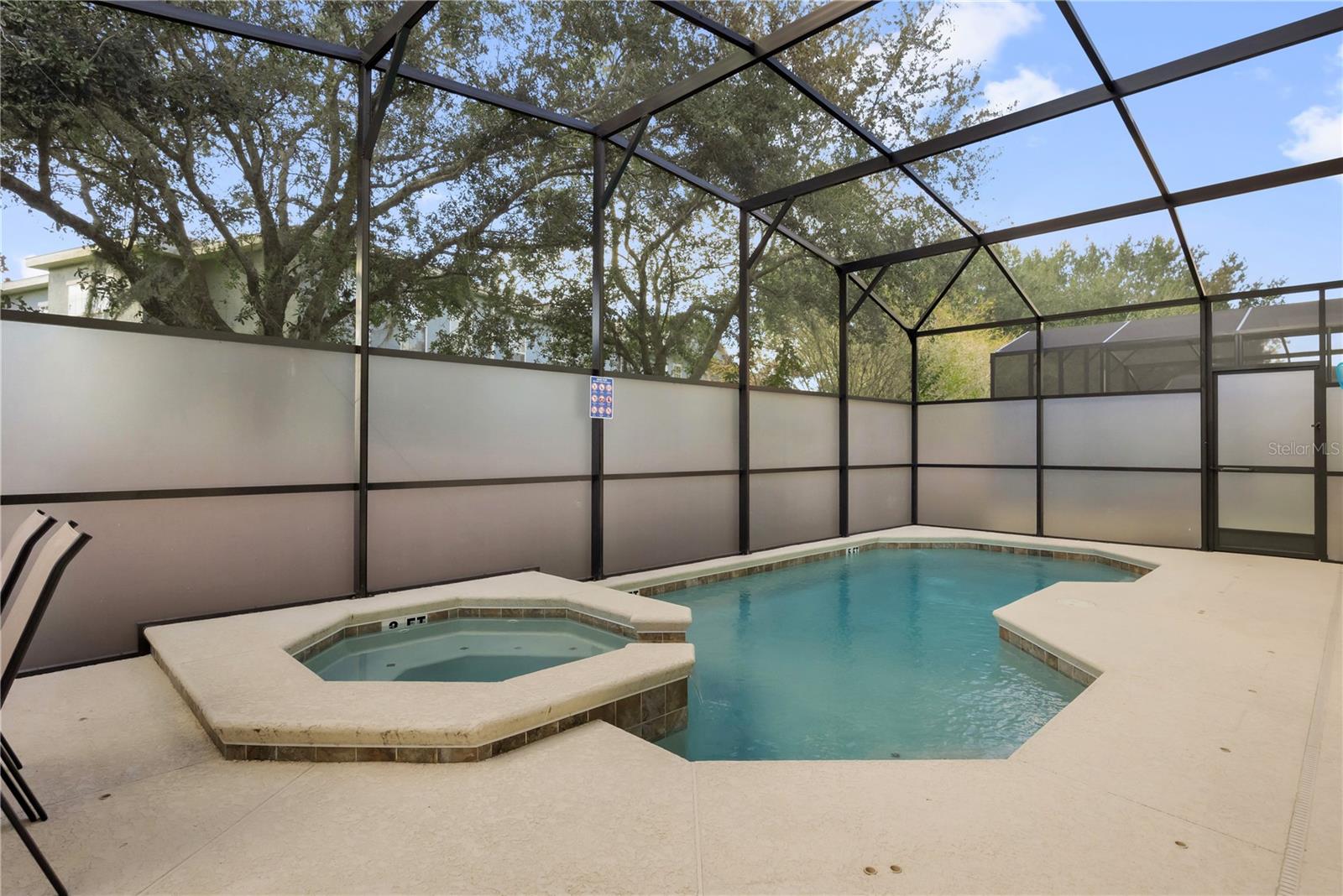 VERANDA PALMS PH 2B2-2C - Residential