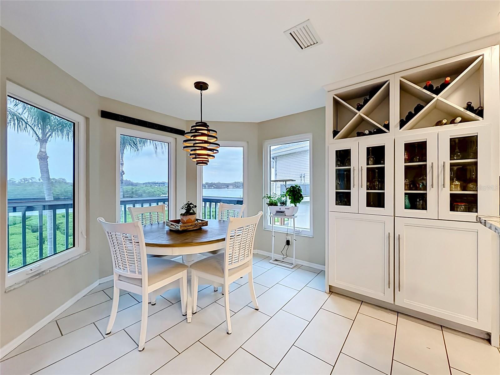 POINTE ALEXIS NORTH - Residential
