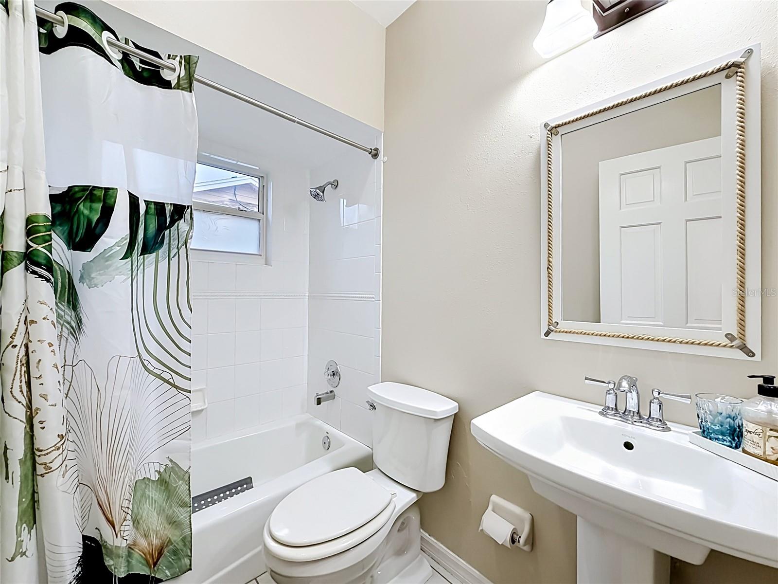 POINTE ALEXIS NORTH - Residential