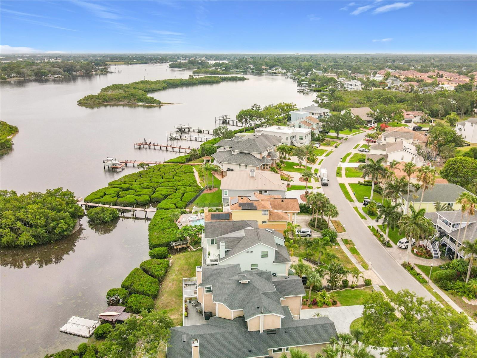 2021 NORTH POINTE ALEXIS DRIVE