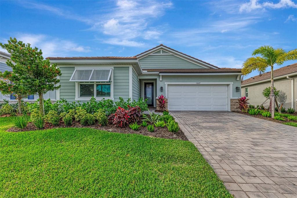 Photo of 11647 Myakka Blue Drive, Venice, FL 34293 (MLS # N6143048)