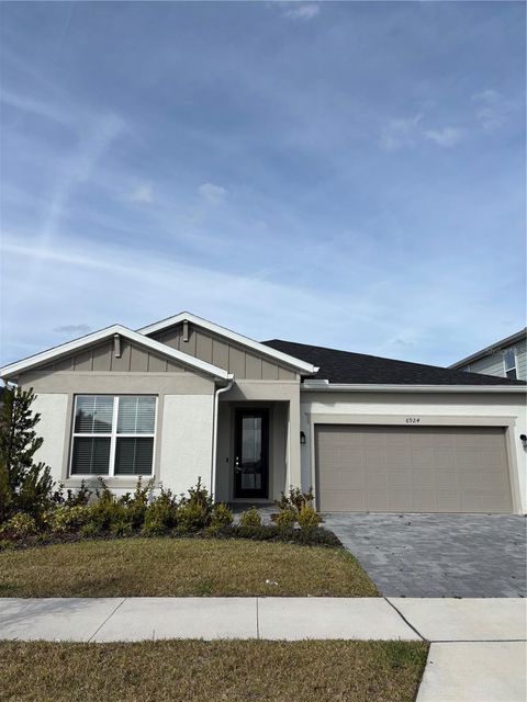 6924 ROSY SKY AVENUE ORLANDO FL 32829