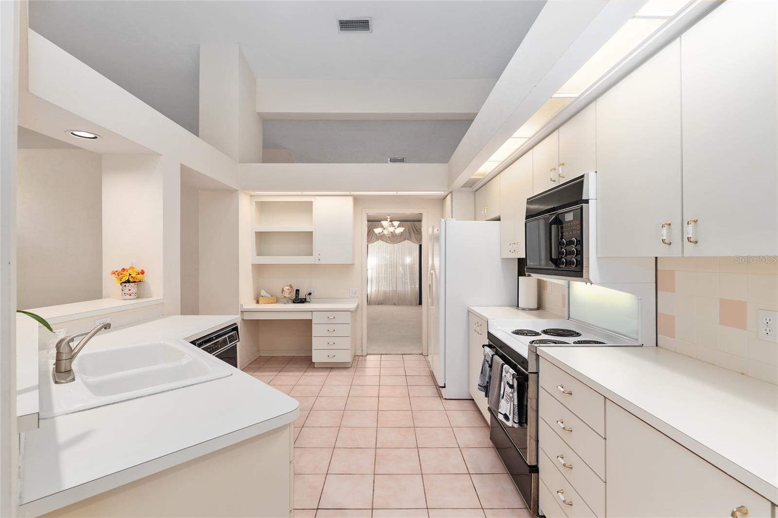 HUNTINGTON PH II - Residential