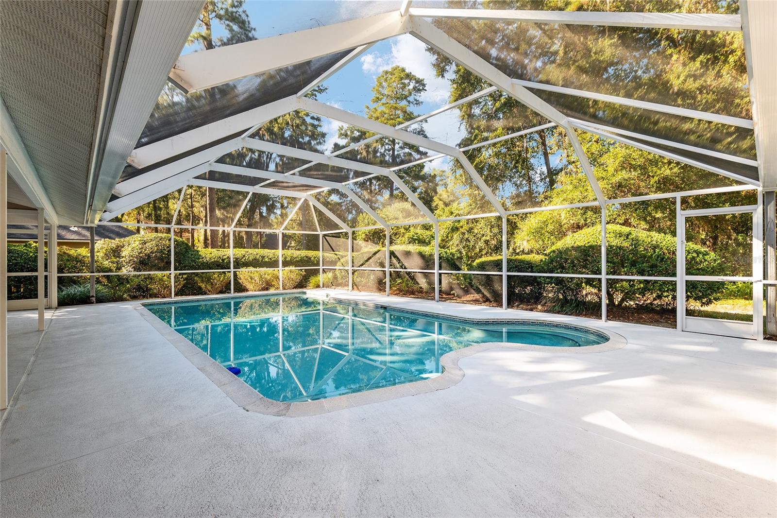 HUNTINGTON PH II - Residential