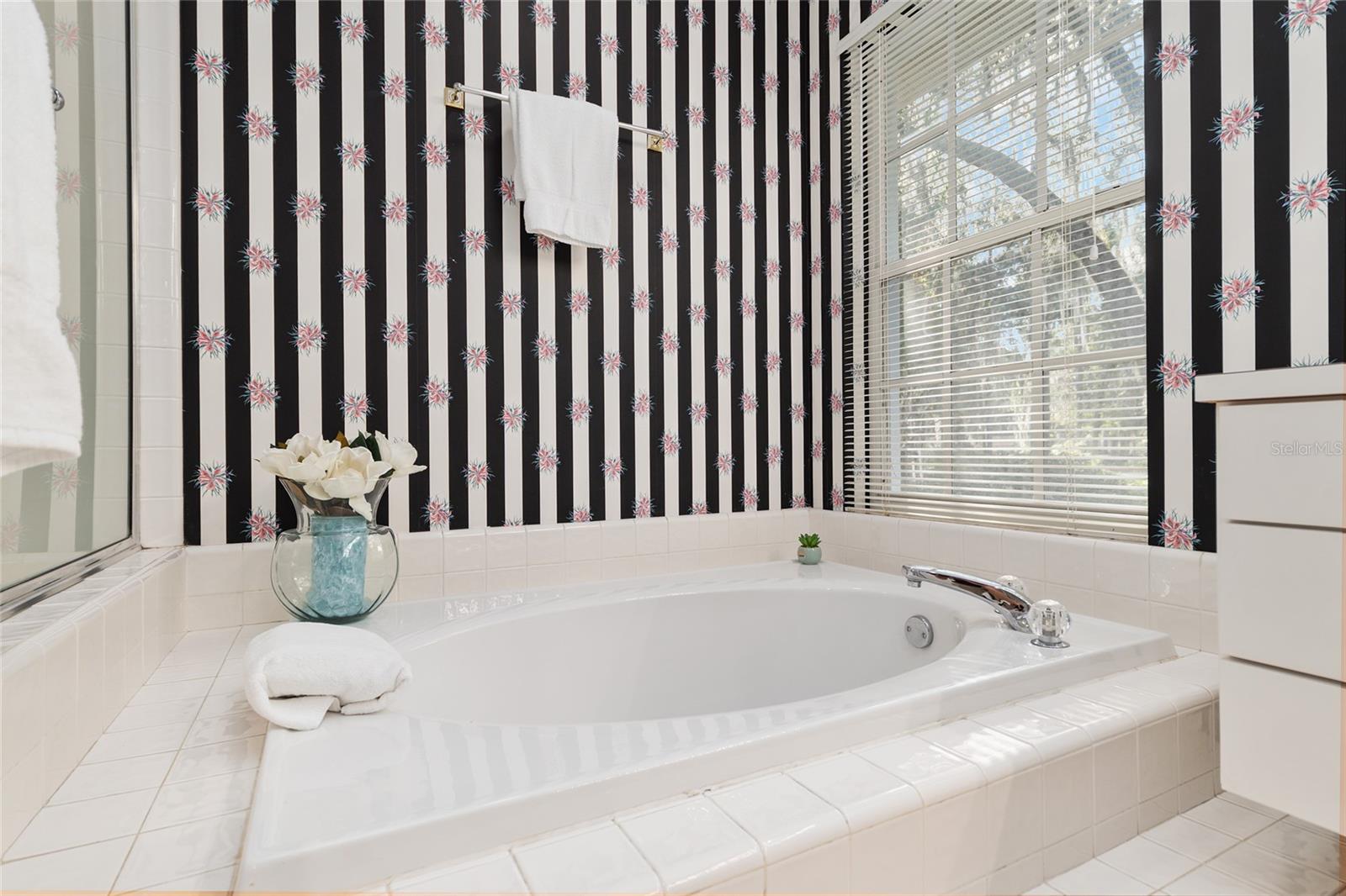 HUNTINGTON PH II - Residential