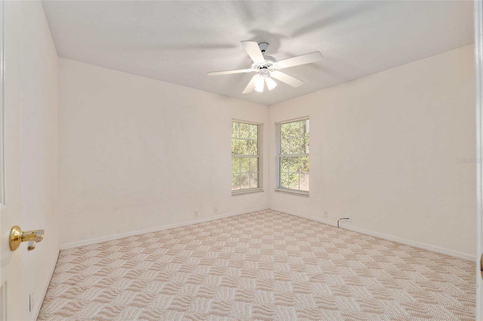 HUNTINGTON PH II - Residential