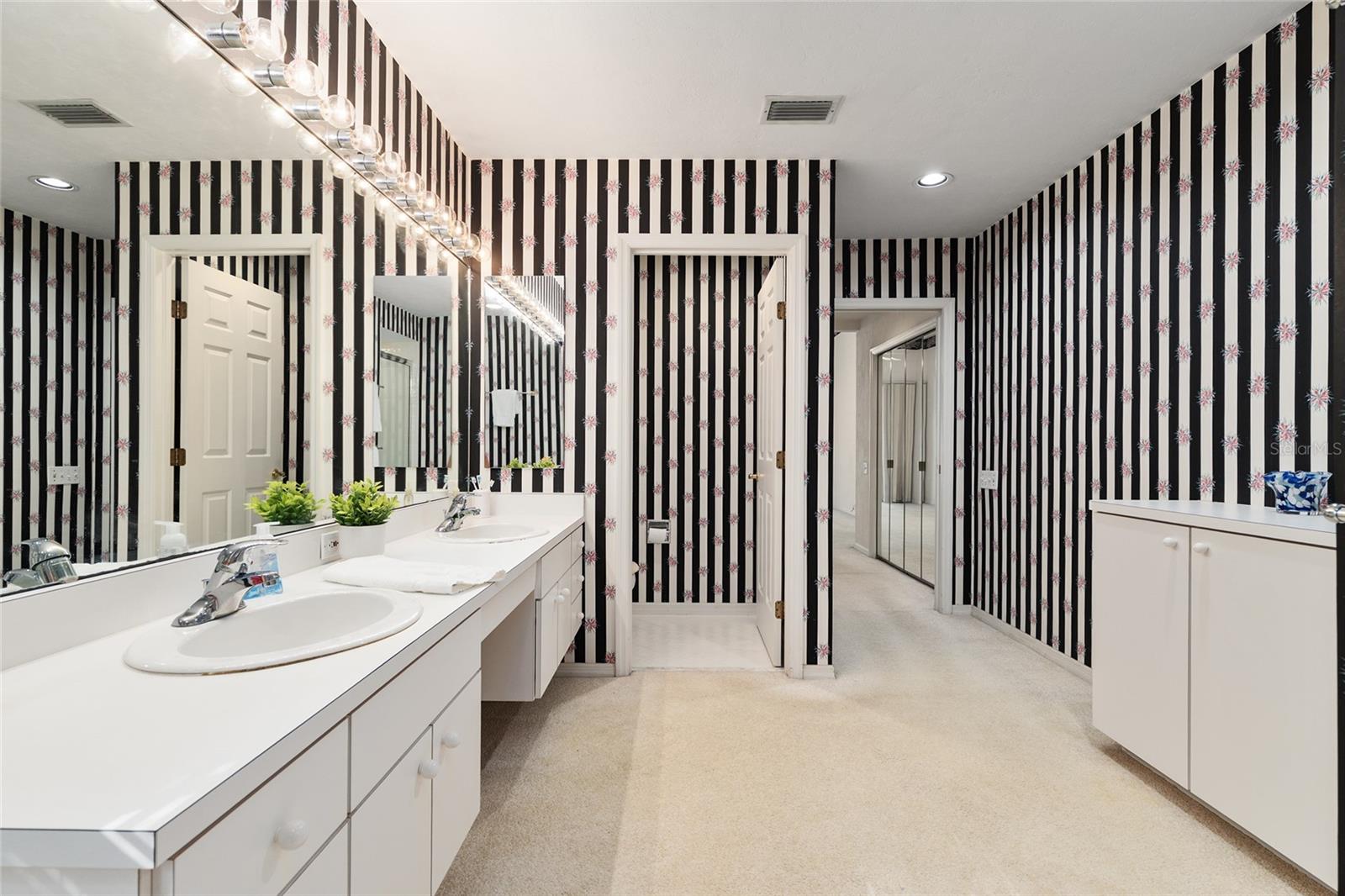 HUNTINGTON PH II - Residential