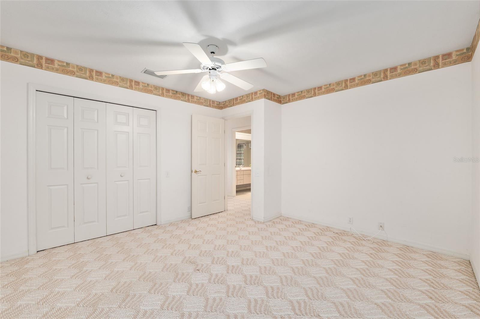 HUNTINGTON PH II - Residential