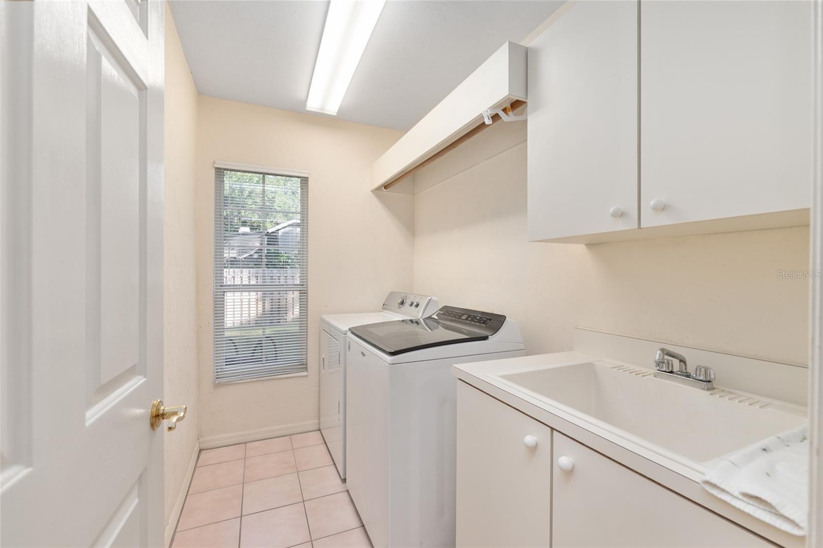 HUNTINGTON PH II - Residential