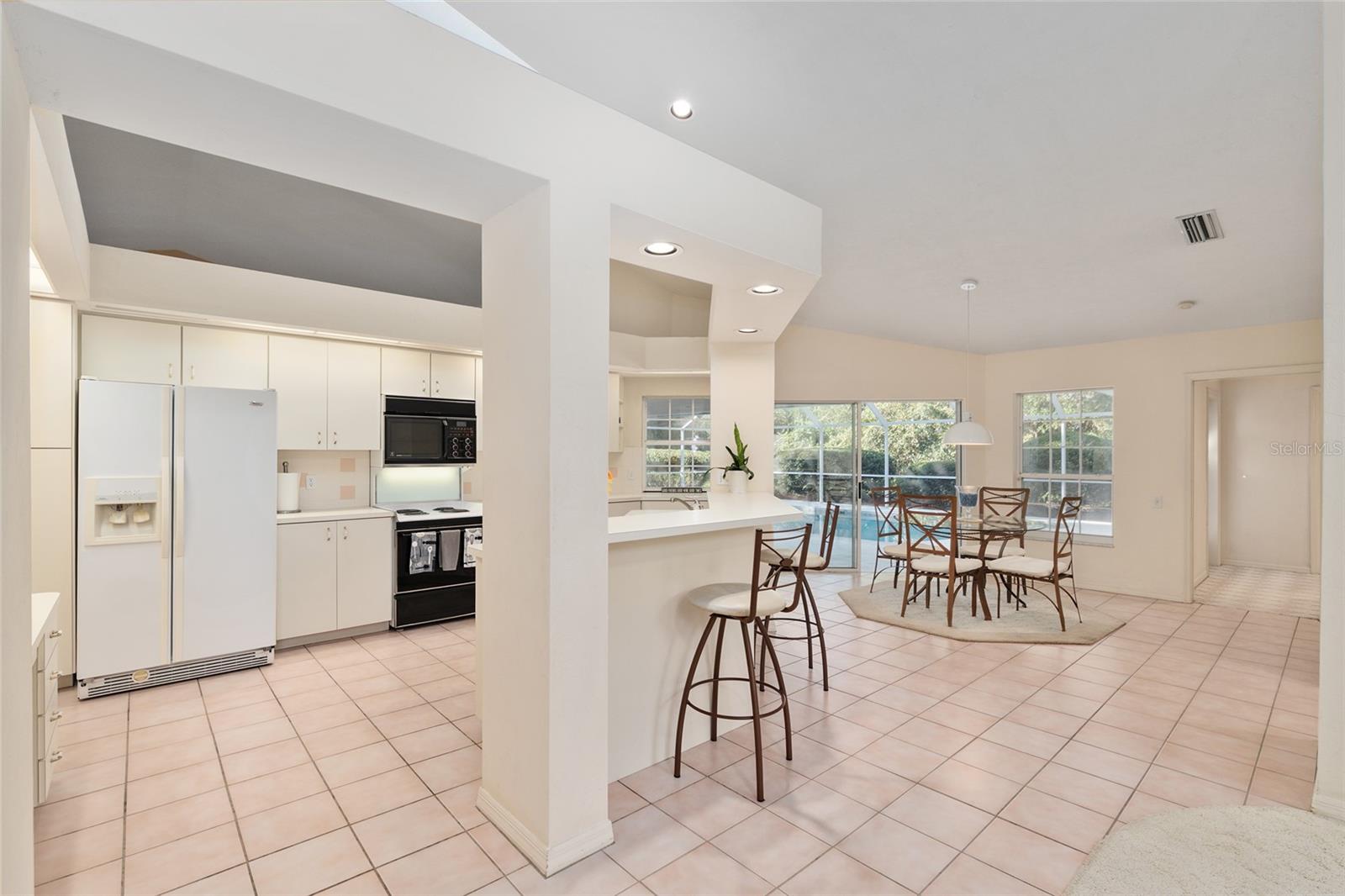 HUNTINGTON PH II - Residential