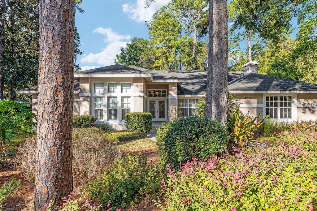 Photo of 4704 NW 57th Drive, Gainesville, FL 32606 (MLS # GC534855)