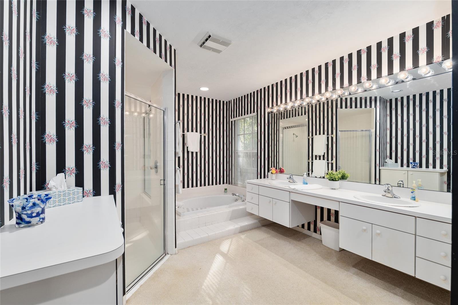 HUNTINGTON PH II - Residential