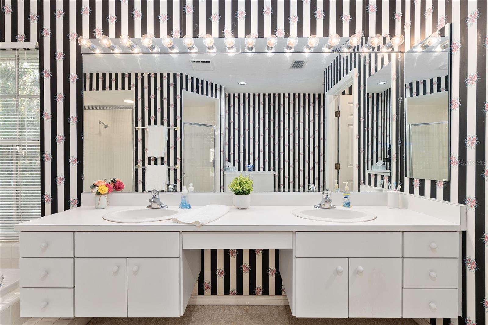 HUNTINGTON PH II - Residential