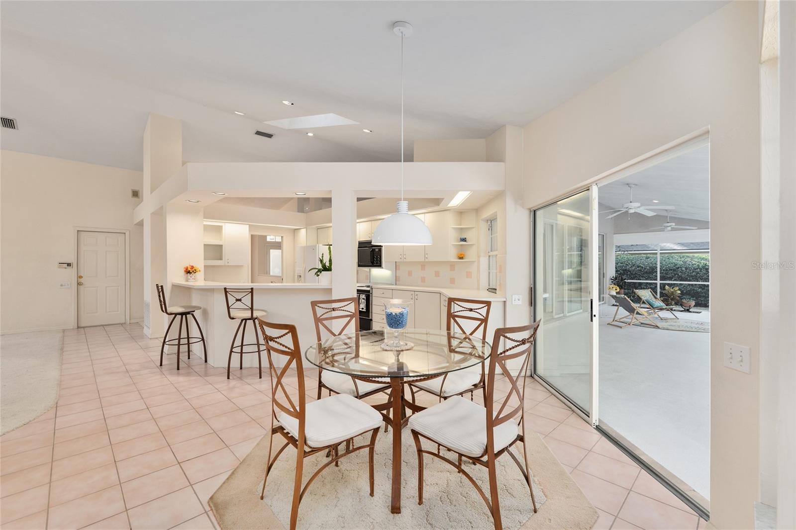 HUNTINGTON PH II - Residential