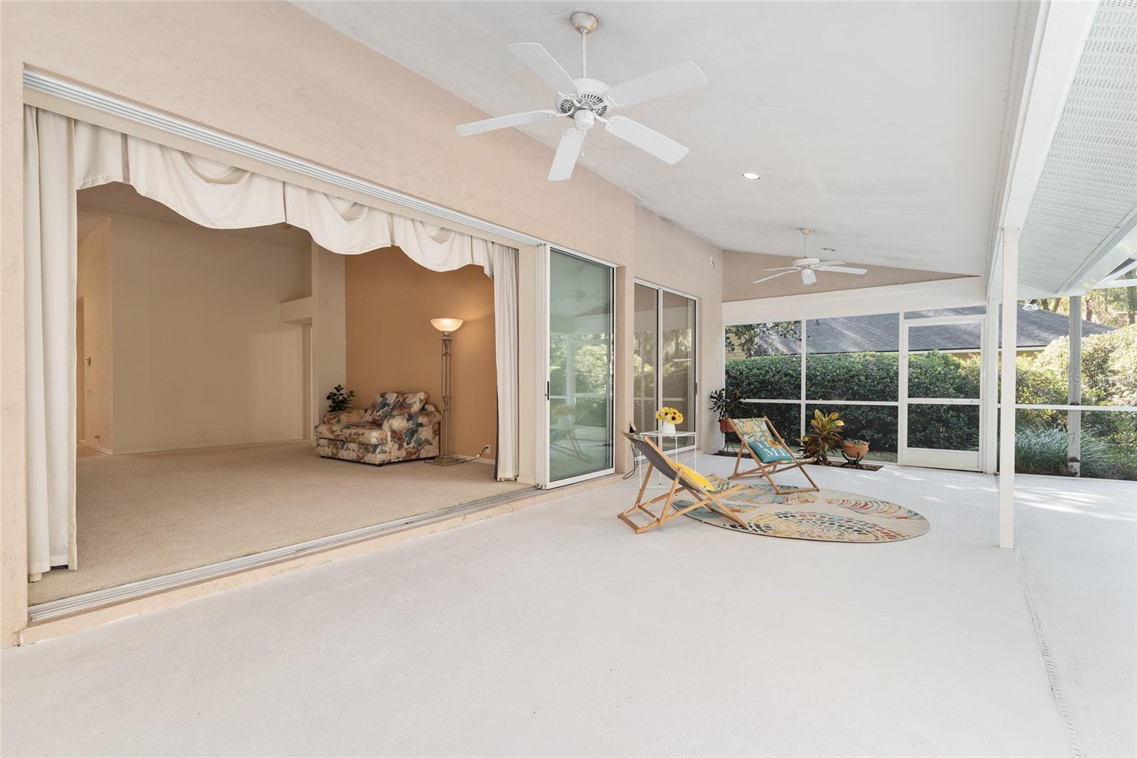 HUNTINGTON PH II - Residential