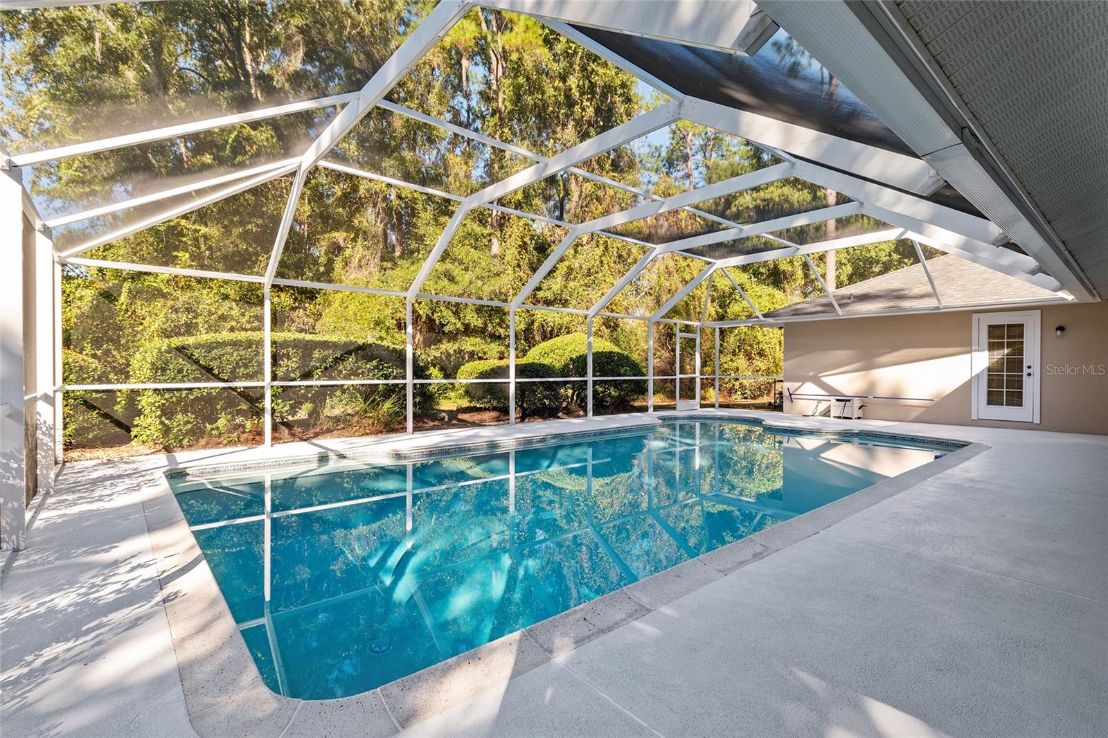 HUNTINGTON PH II - Residential