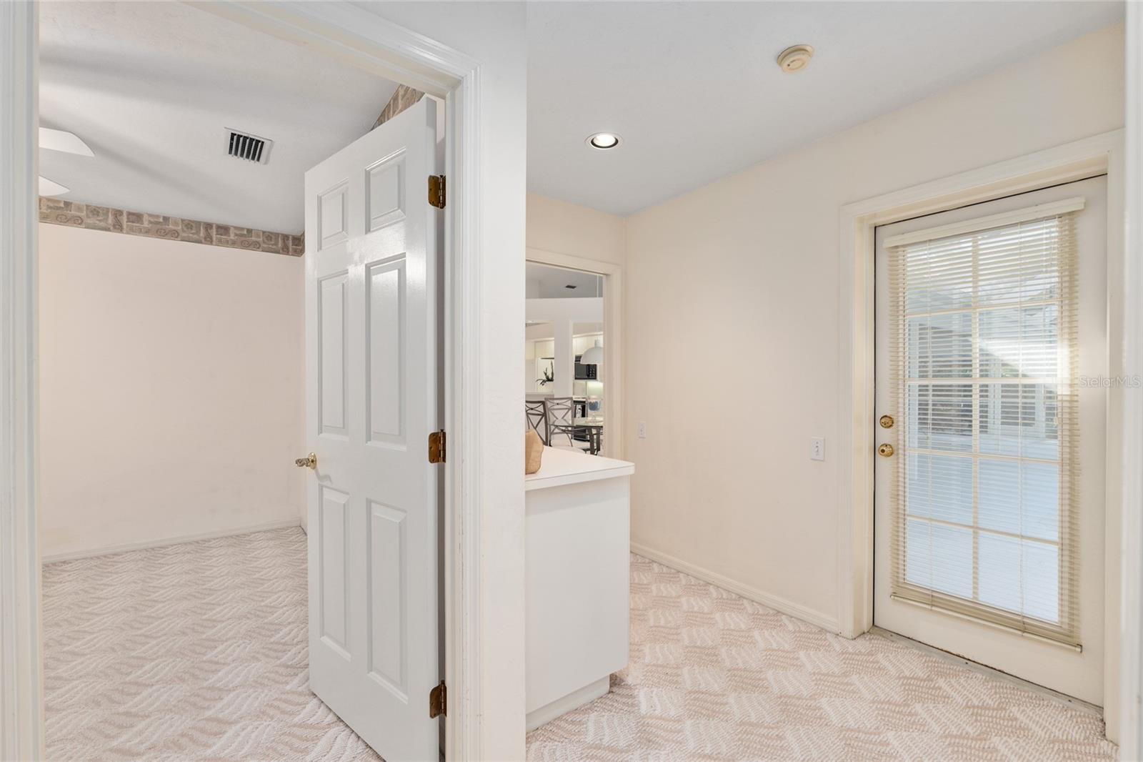 HUNTINGTON PH II - Residential