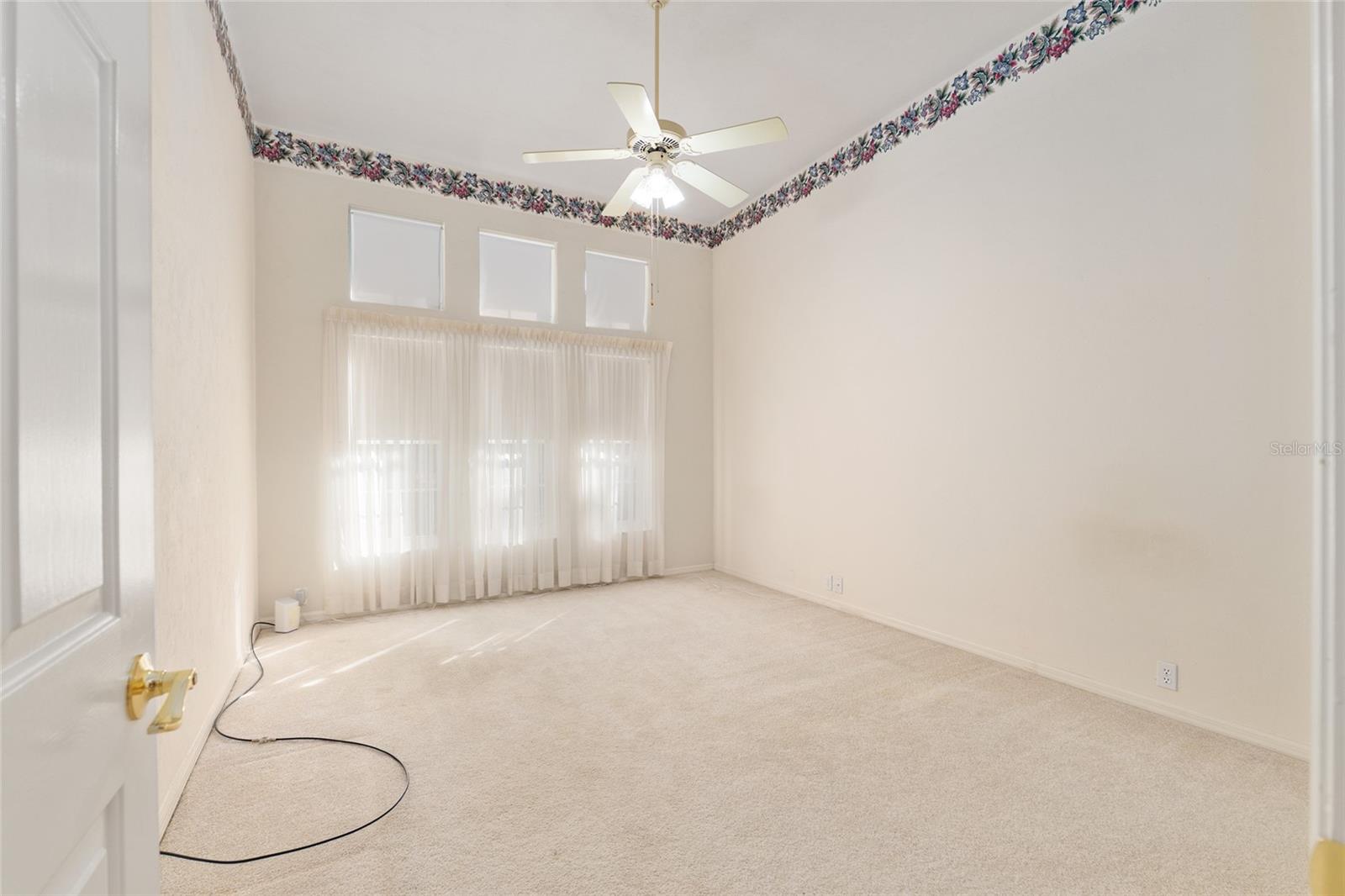 HUNTINGTON PH II - Residential