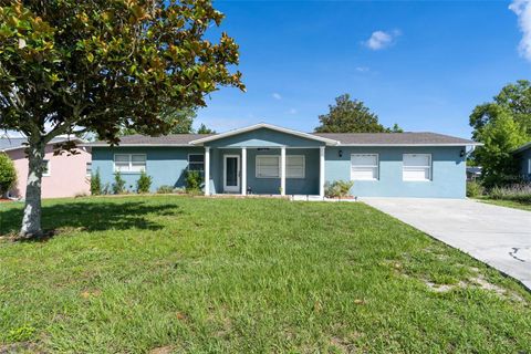 Photo of 306 S Monroe Street, Beverly Hills, FL 34465 (MLS # OM725790)