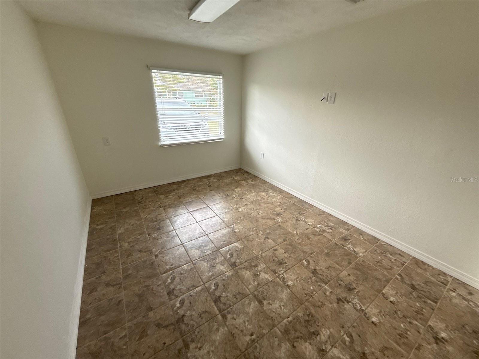 BEVERLY HILLS UNIT 06 - Residential
