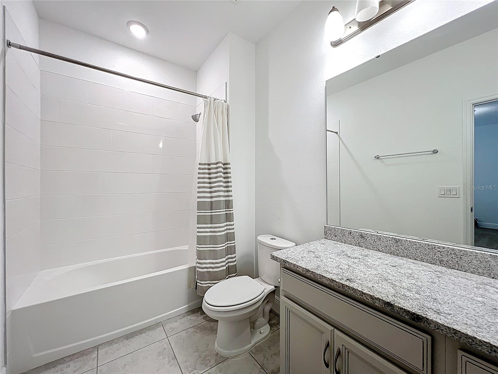 ENCLAVE AT HAWKS CREST - Residential Lease