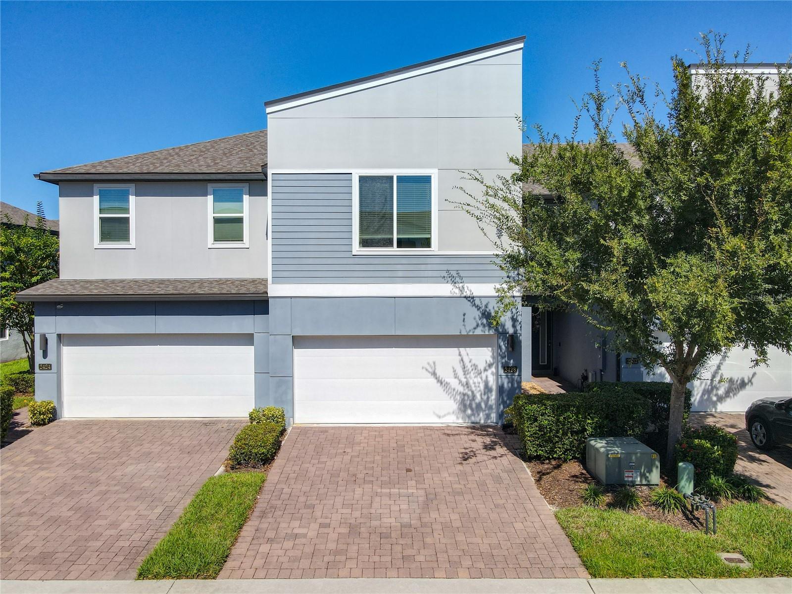 ENCLAVE AT HAWKS CREST - Residential Lease