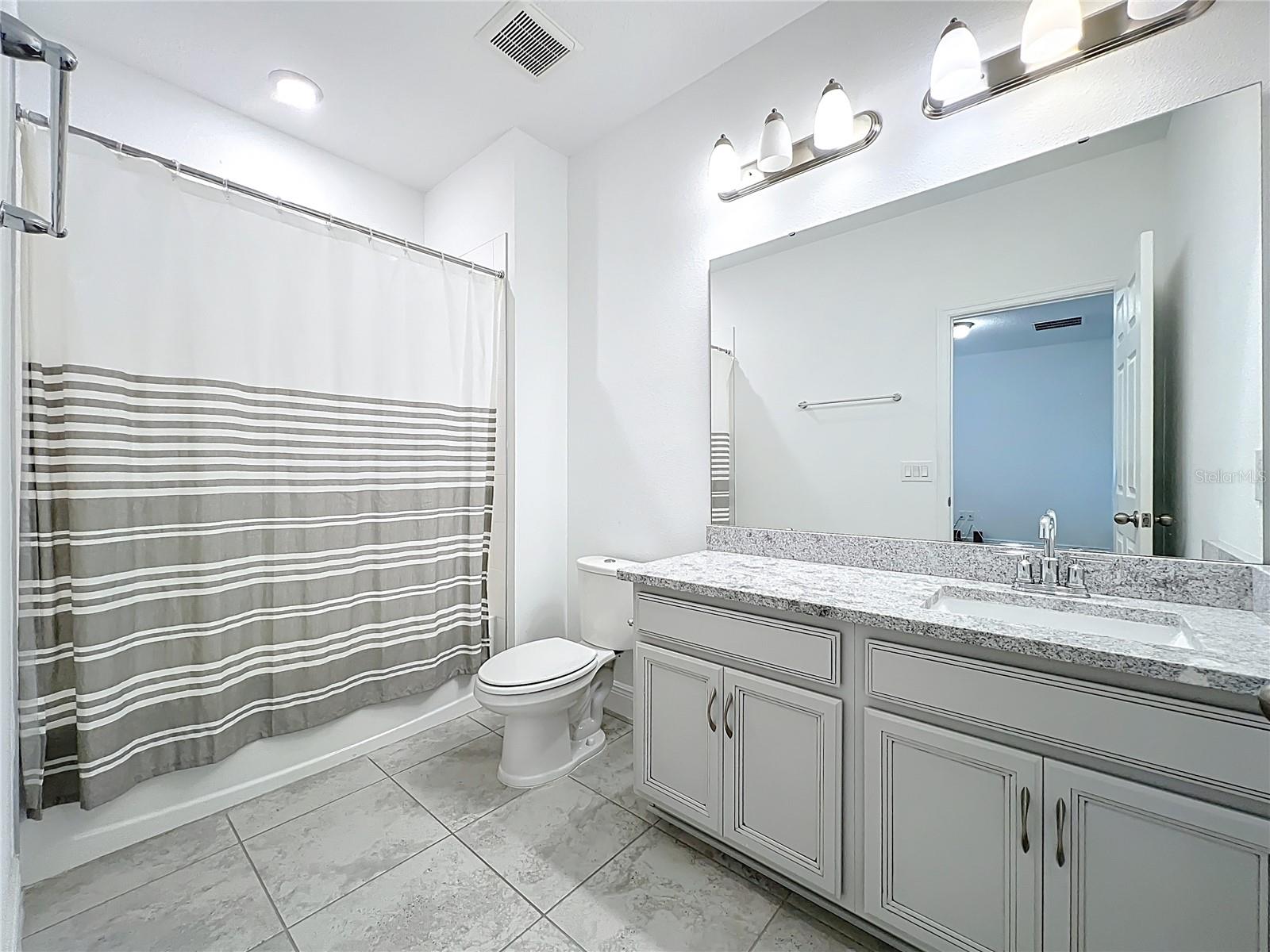 ENCLAVE AT HAWKS CREST - Residential Lease