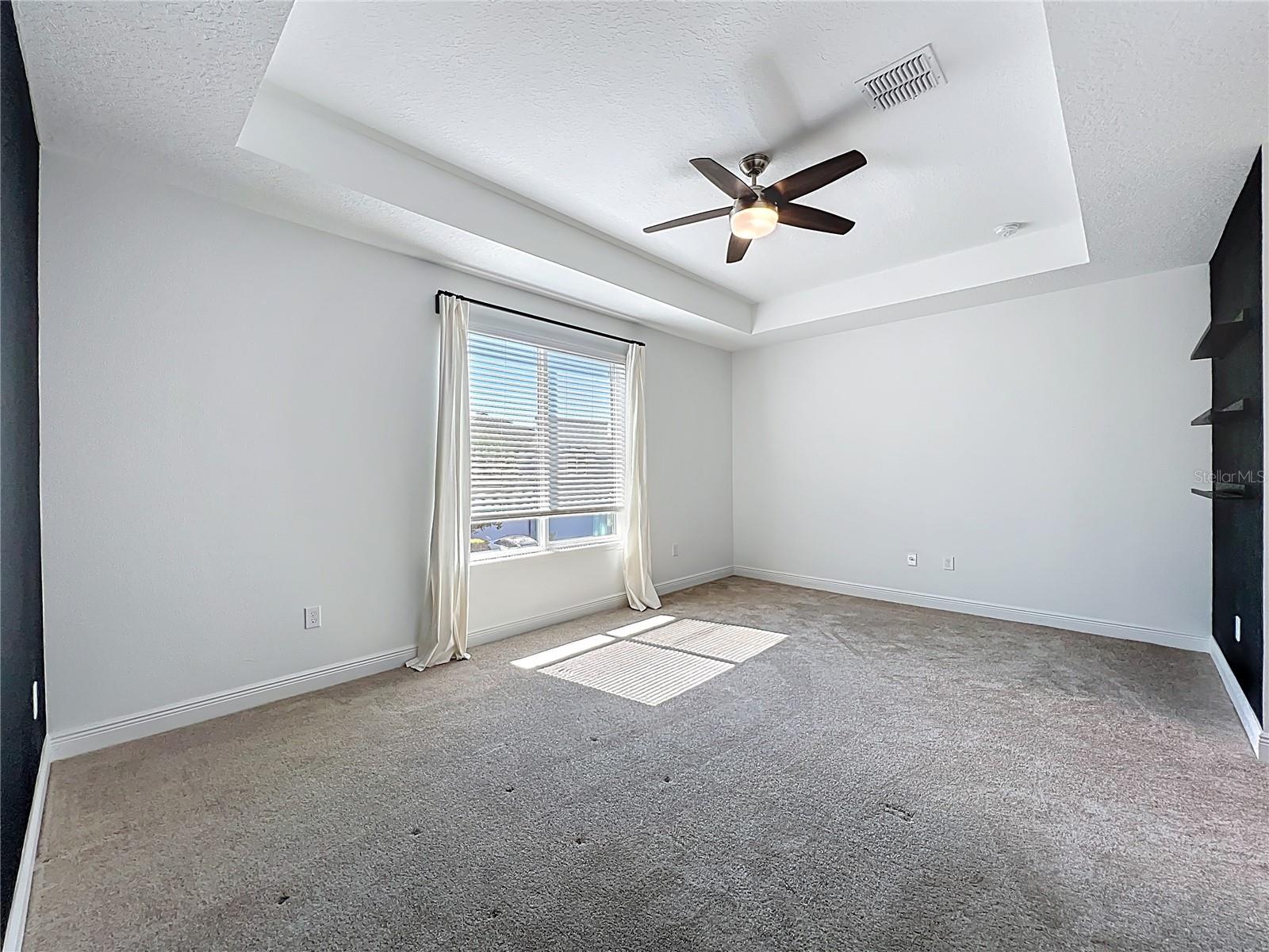 ENCLAVE AT HAWKS CREST - Residential Lease