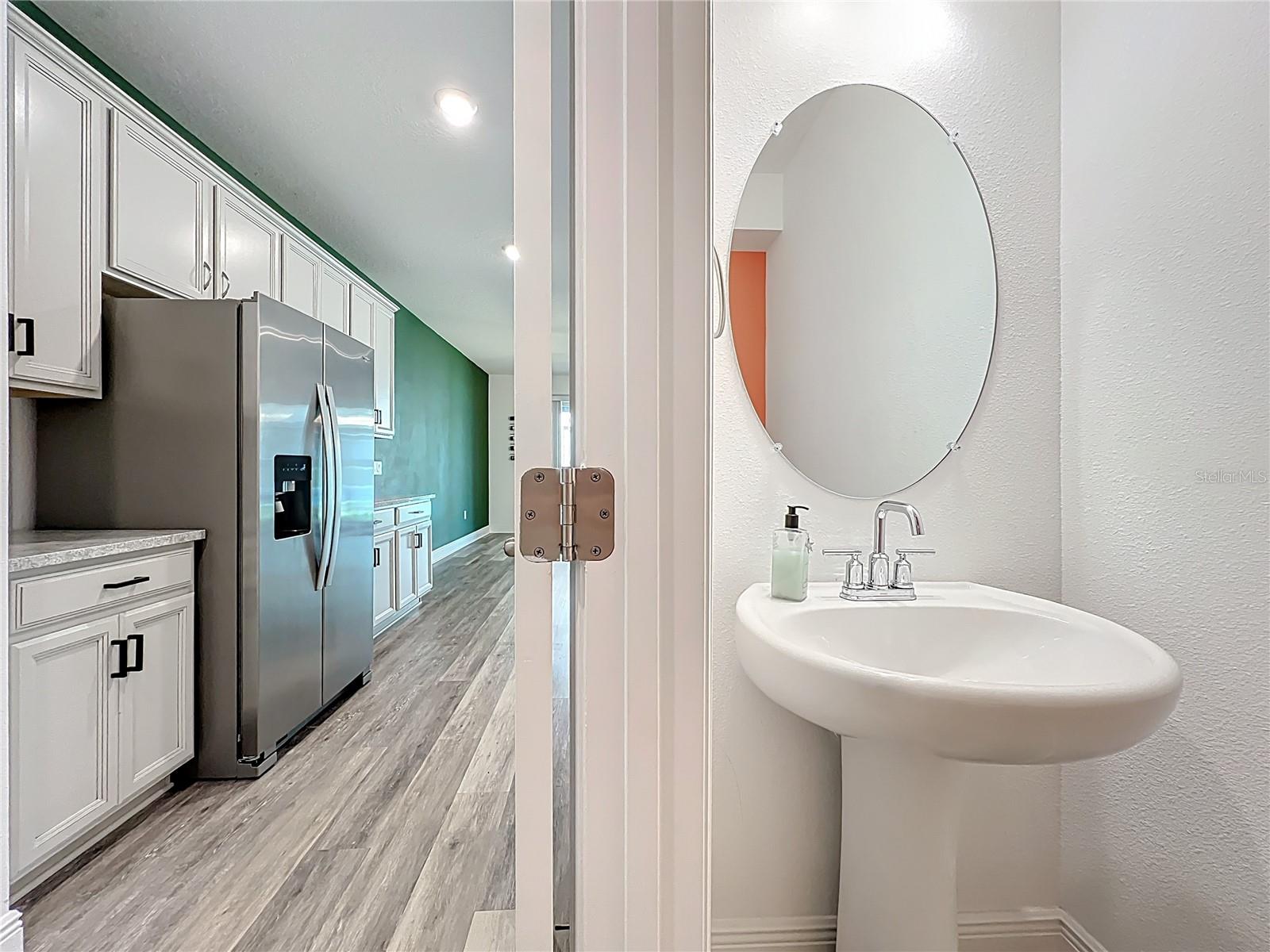 ENCLAVE AT HAWKS CREST - Residential Lease