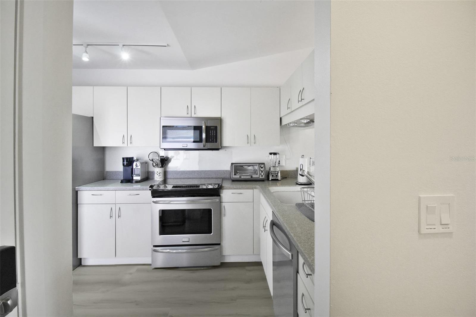 43 WATERSIDE LANE 3 AT PERICO - Residential Lease