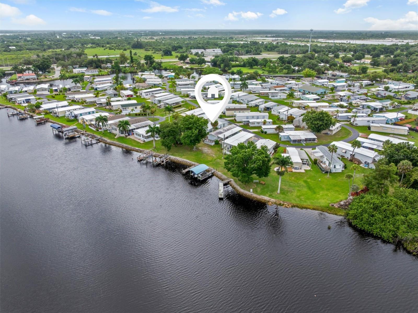 8320 RIVERSIDE DRIVE 99, PUNTA GORDA, FL, 33982 4 8320 RIVERSIDE DRIVE 99