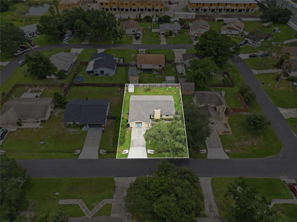 Photo of 4934 Wildflower Drive, Lakeland, FL 33811 (MLS # L4963518)
