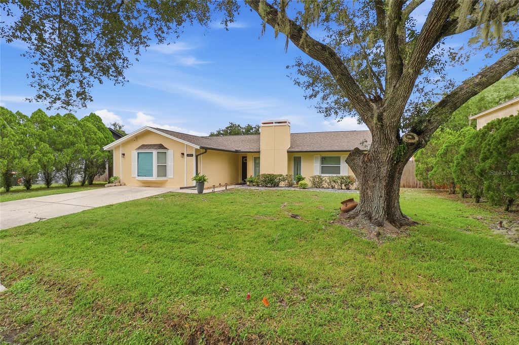 Photo of 4934 Wildflower Drive, Lakeland, FL 33811 (MLS # L4963518)