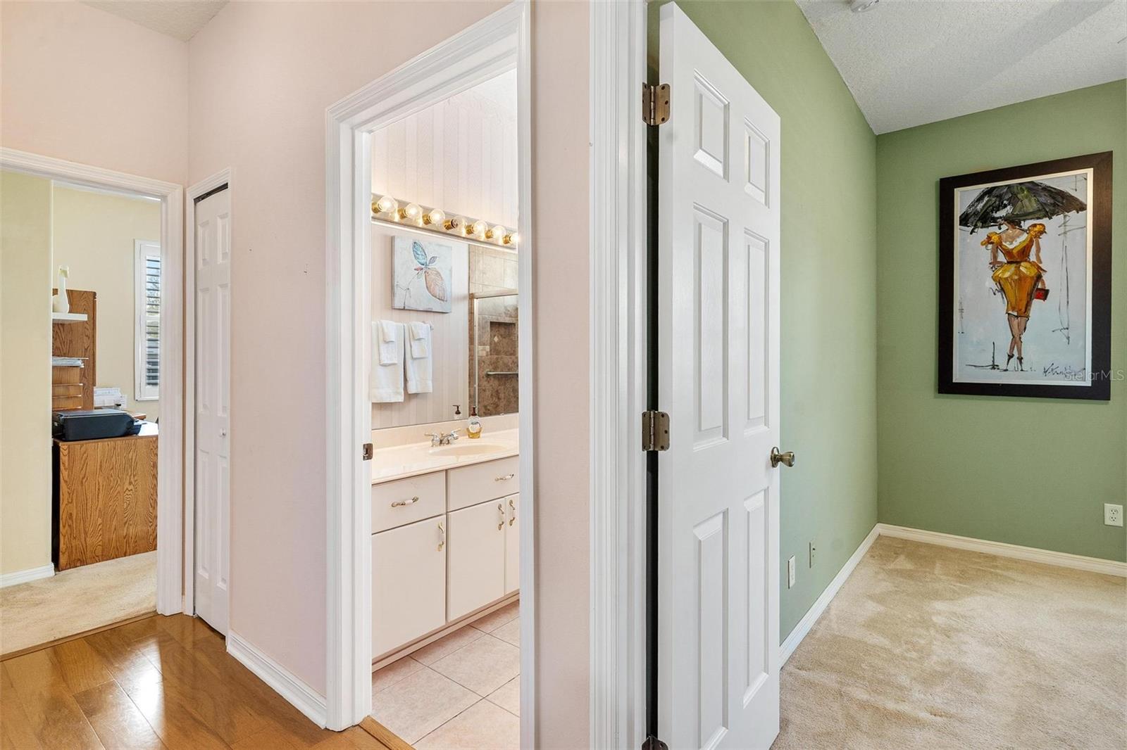 ROYAL HARBOR - Residential