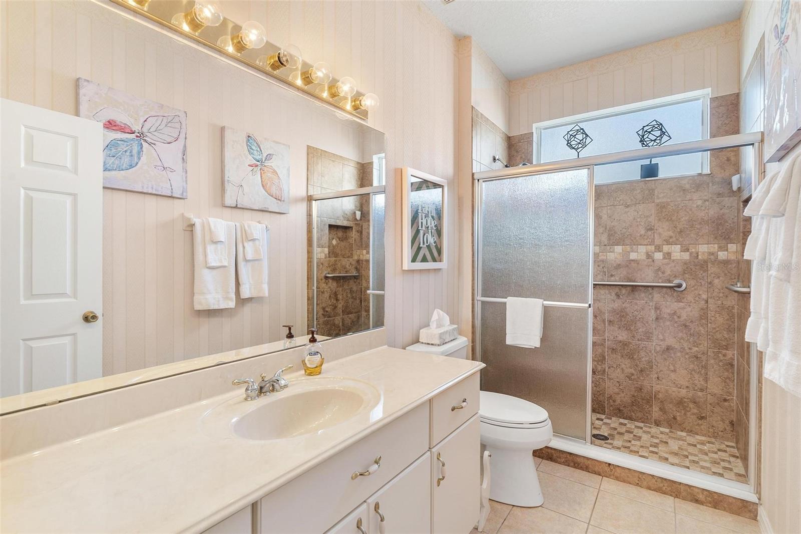 ROYAL HARBOR - Residential