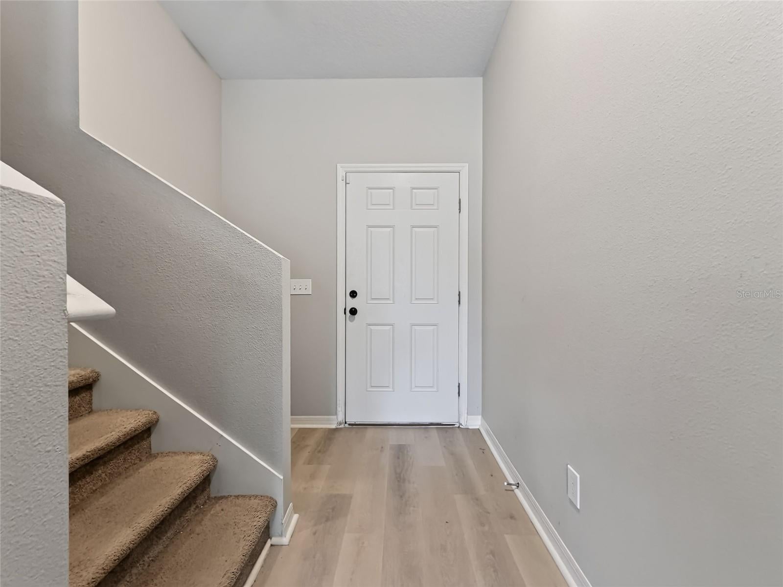 2610 FLICKER COVE